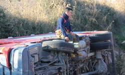 Manisa'da itfaiye aracı devrildi: 1 yaralı!