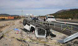 Karşı şeride geçip takla attı... Hayatını kaybetti!