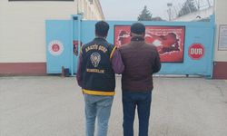 Cezaevinden izinli çıkmıştı... Hırsızlık yaparken yakalandı!