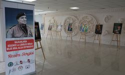 Aliya İzzetbegoviç İzmir'deki panelde anıldı