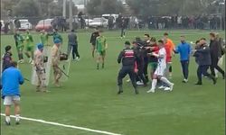 Amatör lig maçında tekme tokatlı kavga!