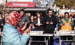 Çeşme’de Gülşah Durbay için hayır yemeği dağıtıldı