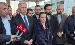 Yavaş'tan Durbay'a ziyaret: Durumu ağır, inşallah bir mucize olur!