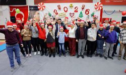 Bayraklı'da 'özel' yılbaşı kutlaması