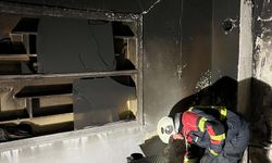 Evde çıkan yangında dumandan etkilendi