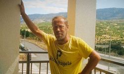 İki otomobil çarpıştı: 1 ölü, 2 yaralı