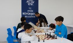 Aydın Büyükşehir Belediyesi’nin satranç eğitimleri sürüyor