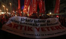 İzmir'de işçilerden meşaleli yürüyüş!