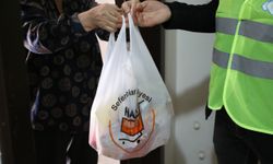 Seferihisar'da 300 aileye yılbaşı paketi!