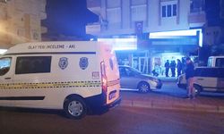 Silahını çekti tetiğe bastı... Market kan gölüne döndü!