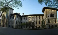 İstanbul Erkek Lisesi'nde şiddet ve taciz iddiaları: Öğrencilerin cezaları belli oldu