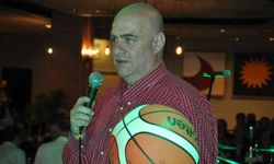 Karşıyaka'nın eski milli oyuncusu hayatına son verdi