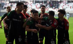 Kaf-Kaf Bornova'yı zorlanmadan geçti