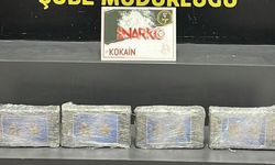 İzmir'de uyuşturucu operasyonu: 3 şüpheli tutuklandı