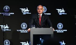 Bakan Ersoy: Türk dizileri, dünyanın en büyük Türkçe kursudur