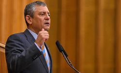 Özel’den Akın Gürlek’e ‘İZBETON davası’ üzerinden eleştiri!