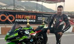 Şampiyon motosikletçi, son yolculuğuna uğurlandı