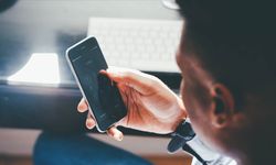 Meclis üyesi Siyahkoç, İzmir'deki rotayı anlattı: Çeyiz dükkanından sanal bahise!