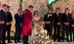CHP lideri Özel nikah şahidi... Erman Uzun dünyaevine girdi!