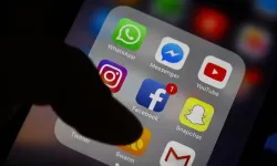 Bakanlık sinyali verdi: Sosyal medyaya yaş sınırlaması!