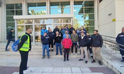 İşçiler çağırdı, sendika gelmedi... Belediye önünde TİS krizi!