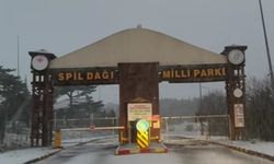 İzmir'in üst kesimlerinde kar yağışı başladı