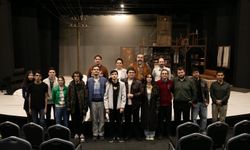 İzBBŞT gençlerle sahnede buluştu