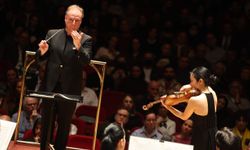 AASSM’de müzik ziyafeti: 2 büyük yetenek İzmir'de buluştu!