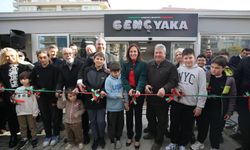 Karşıyaka’da coşkulu açılış: ‘Genç Yaka’ hizmete sunuldu!