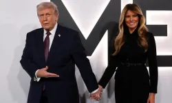 Trump'tan Küba'ya gümrük vergisi