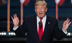 Trump'tan Grönland tehdidi: Hemfikir olmayan ülkelere gümrük vergisi uygulayabilirim