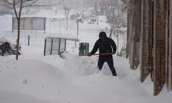 Türkiye buz kesti... Pek çok ilde eğitime kar engeli!