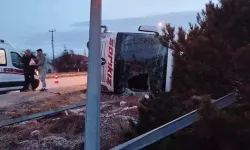 Burdur'da yolcu otobüsü devrildi: 12 yaralı