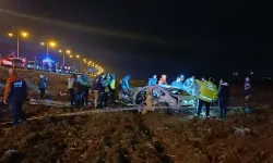 Batman'da katliam gibi kaza: İki araç da şarampole uçtu