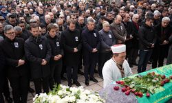 Özel, Manisa'da cenaze törenine katıldı