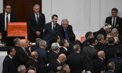 Meclis'te emekli maaşı arbedesi!