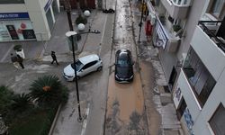 İzmirli esnaflardan altyapı çalışması tepkisi!