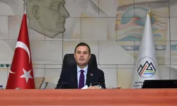 AK Parti'ye geçeceği ileri sürülüyordu: Ahmet Akın son noktayı koydu!