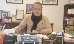 İzmir’in gözde muhitinin muhtarı isyan etti: Ünsal’ın Opera Binası ile ne alakası var?