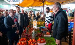 Karabat’tan ekonomik kriz açıklaması: Çözüm CHP’li belediyelerin sosyal projeleri!