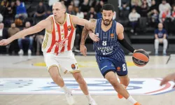 Anadolu Efes, Kızılyıldız'a 22 sayı farkla mağlup oldu