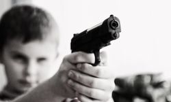 Dizilerdeki şiddet ve suç "hayat tarzı" gibi pazarlanıyor