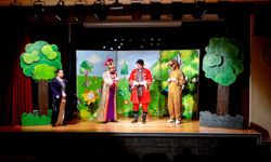 Bornova'dan miniklere yarıyıl şenliği!