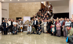 Altın Kozalı "Döngü", İzmir'de gala yaptı