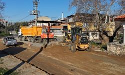 Efeler'in yolları yenileniyor!