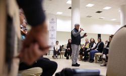 Aydın Büyükşehir Belediyesi Türk Sanat Müziği Korosu yıl sonu gösterisine hazırlanıyor