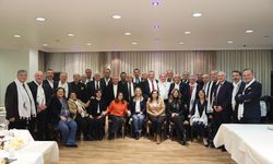 CHP’den 27’nci dönem zirvesi… ‘Başarıdan söz ediyorsak büyük payımız var’