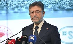 Bakan Yumaklı: Laf cambazlıklarınız beceriksizliklerinizi örtmüyor