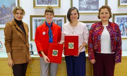 Karabağlar'da yeni yıl çocuklar için umutla başladı!
