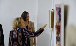 Karabağlar ’da 'kozalar' çiçek açtı